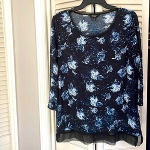 Simply Vera - size medium dress top, 3/4 sleeves